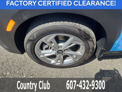 Certified 2022 Hyundai Kona SEL w/ Convenience Package AWD/4WD image 31