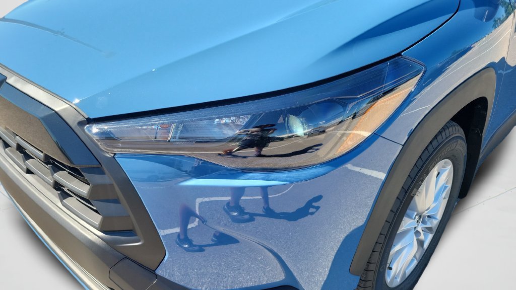 New 2026 Toyota Corolla Cross LE FWD image 9