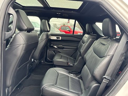 Used 2021 Ford Explorer ST w/ Equipment Group 401A image 23