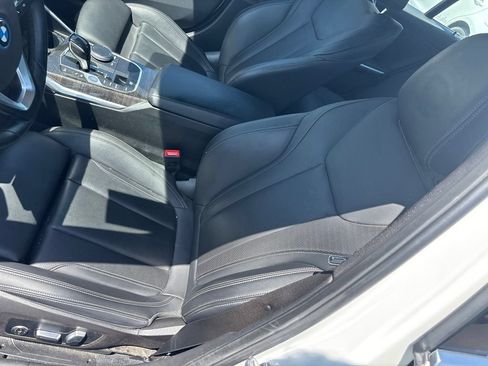 Used 2022 BMW 330e w/ Driving Assistance Package RWD image 17