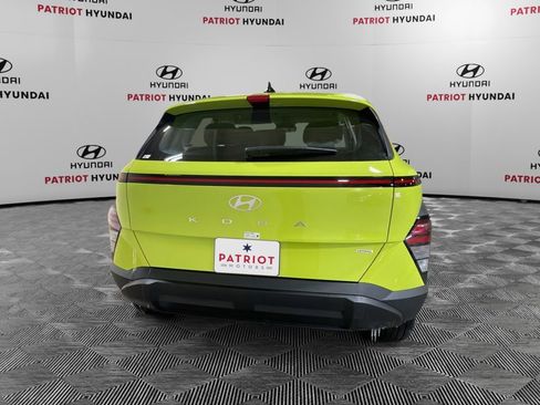 New 2026 Hyundai Kona SE image 5