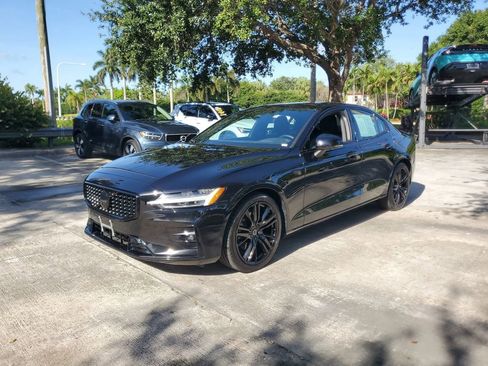 Certified 2023 Volvo S60 B5 Plus FWD image 3