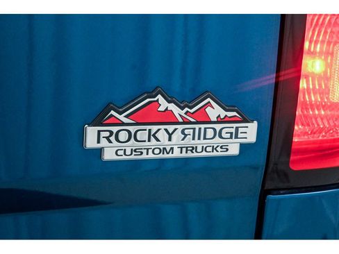 Used 2018 Chevrolet Silverado 1500 LT w/ All Star Edition AWD/4WD image 65