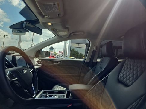 Used 2024 Ford Edge Titanium AWD/4WD image 11