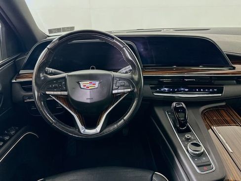 Used 2023 Cadillac Escalade ESV Premium Luxury image 24