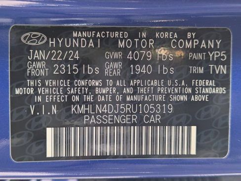 Used 2024 Hyundai Elantra Limited FWD image 29