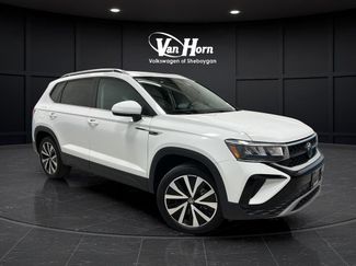 Used 2024 Volkswagen Taos SE video 1