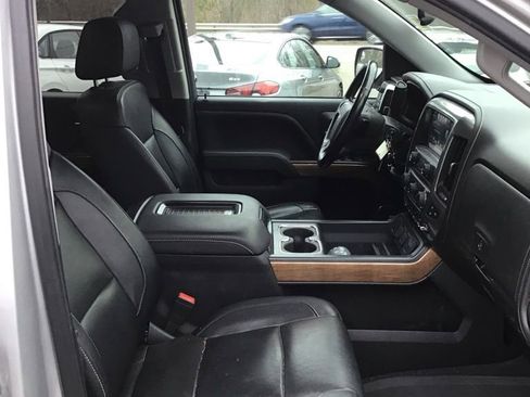 Used 2018 Chevrolet Silverado 1500 LTZ w/ LTZ Plus Package image 7