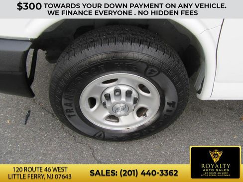 Used 2015 Chevrolet Express 2500 LS image 21