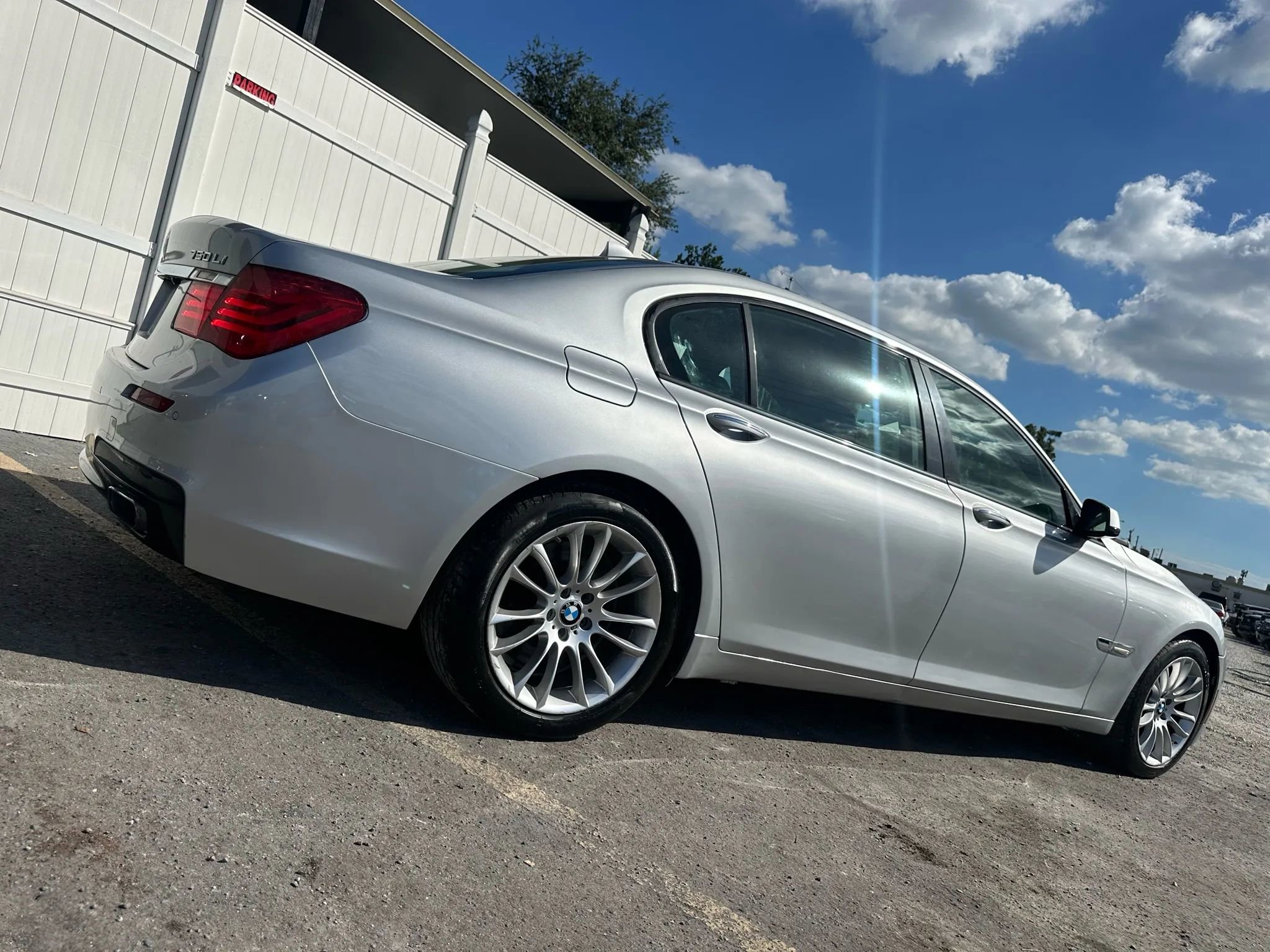 Used 2012 BMW 750Li RWD image 4