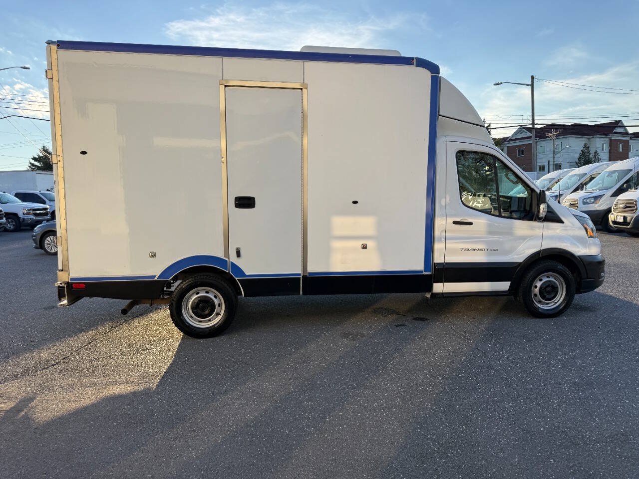 Used 2022 Ford Transit 350 w/ Upfitter Package RWD image 38