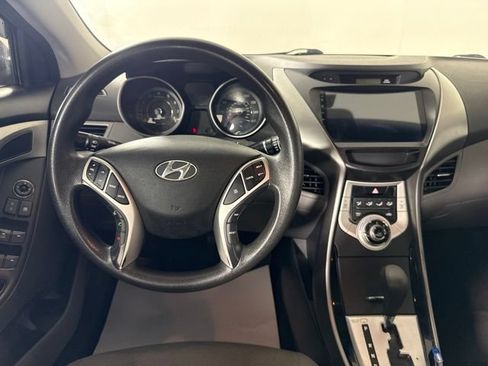 Used 2011 Hyundai Elantra GLS w/ Preferred Equipment Pkg 3 FWD image 25