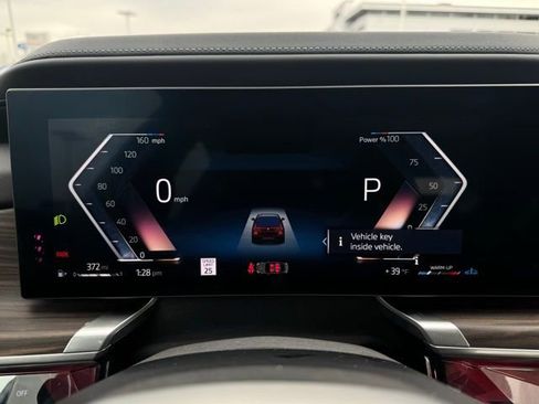 Certified 2023 BMW 760i xDrive w/ Executive Package image 32