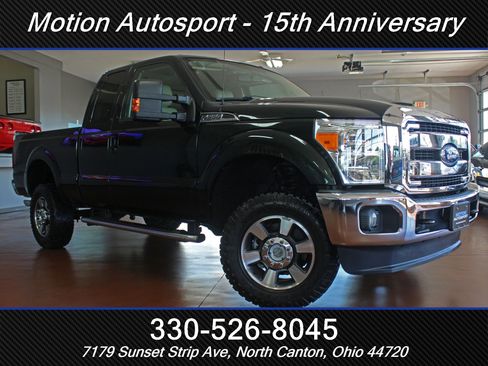 Used 2014 Ford F350 Lariat image 2