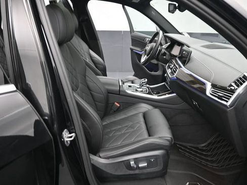 Used 2023 BMW X5 xDrive40i w/ Executive Package AWD/4WD image 31