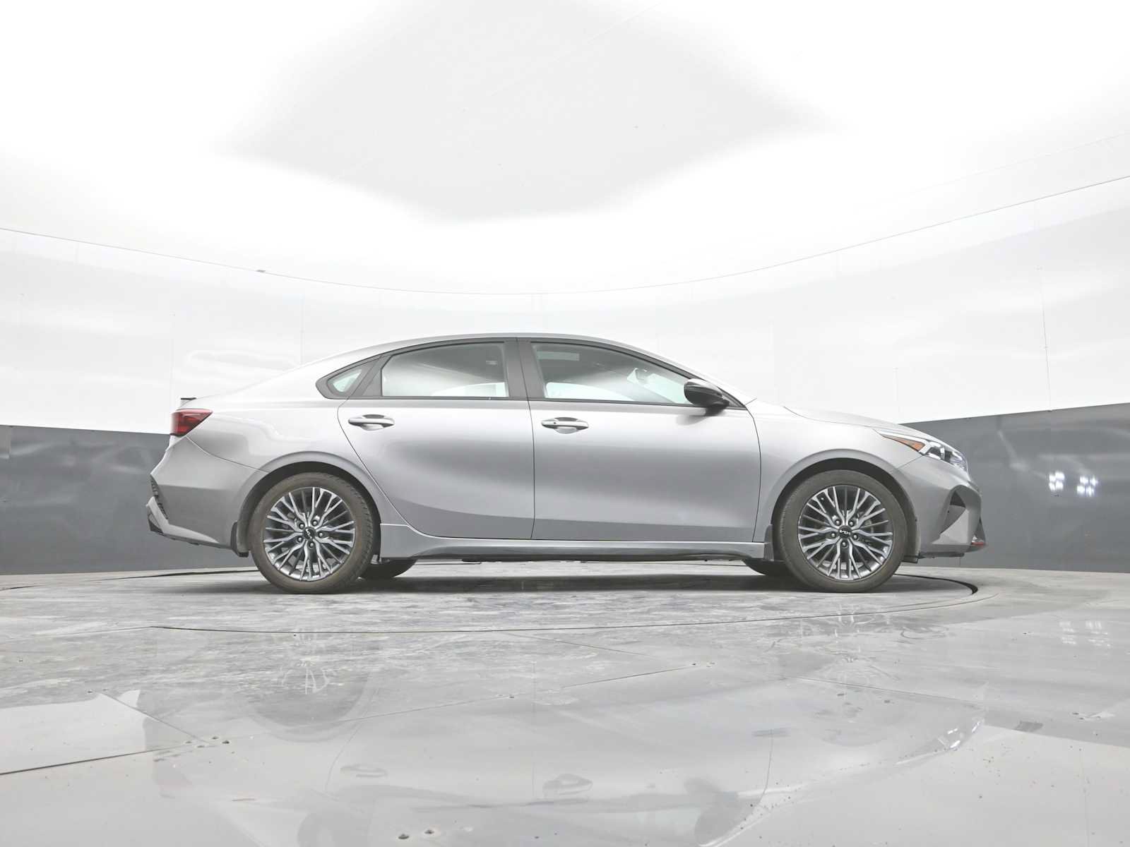 Used 2023 Kia Forte GT-Line w/ GT-Line Premium Package FWD image 44