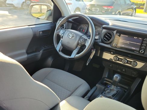 Used 2020 Toyota Tacoma SR w/ SR Convenience Package RWD image 14