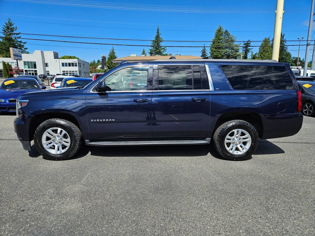 Used 2019 Chevrolet Suburban LT AWD/4WD image 7