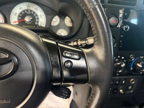 Used 2012 Toyota FJ Cruiser 4WD w/ Upgrade Pkg image 16