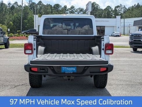 New 2025 Jeep Gladiator Sport image 31