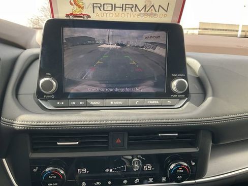 Certified 2023 Nissan Rogue SV w/ SV Premium B Package image 17