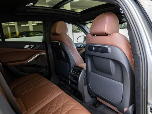 Certified 2026 BMW X6 xDrive40i w/ Premium Package image 28