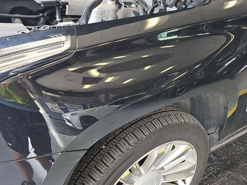 Used 2016 Cadillac Escalade ESV Platinum AWD/4WD image 22