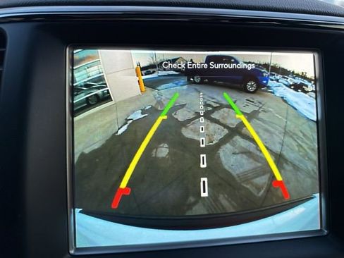 Used 2018 Jeep Grand Cherokee High Altitude image 16