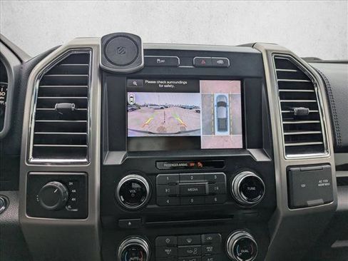 Used 2015 Ford F150 Platinum w/ Equipment Group 701A Luxury image 13