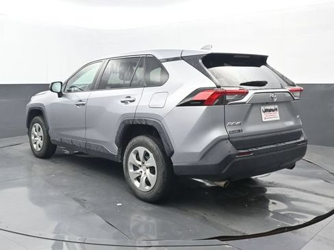 Used 2023 Toyota RAV4 LE FWD image 3