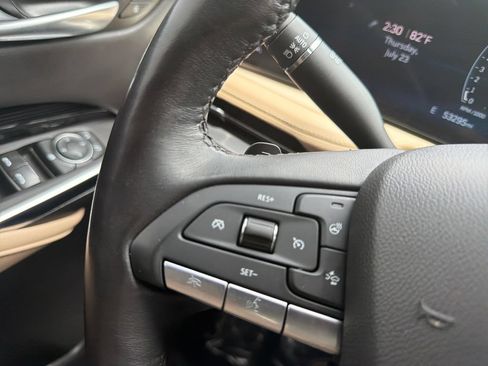 Used 2024 Cadillac XT4 Luxury w/ Cold Weather Package FWD image 45