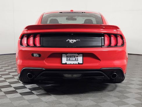 Used 2019 Ford Mustang Coupe image 4