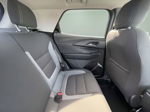 Used 2025 Chevrolet TrailBlazer LT AWD/4WD image 20