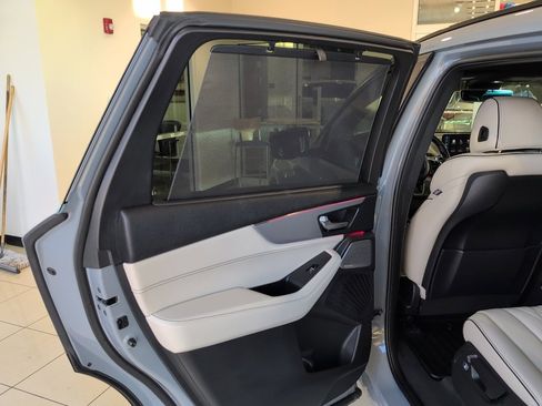 Certified 2025 Acura MDX A-Spec image 38