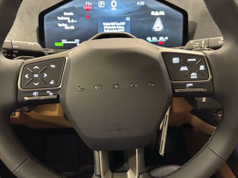 New 2026 Lexus ES 500e AWD/4WD image 18