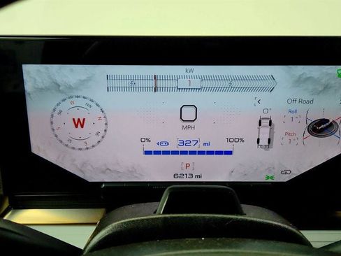 Used 2025 GMC Hummer EV 2X AWD/4WD image 13