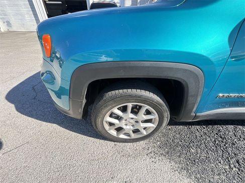 Used 2022 Jeep Renegade Sport w/ Sport Appearance Group image 10