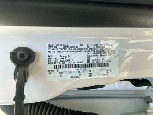 Used 2013 Ford C-MAX Energi SEL image 36