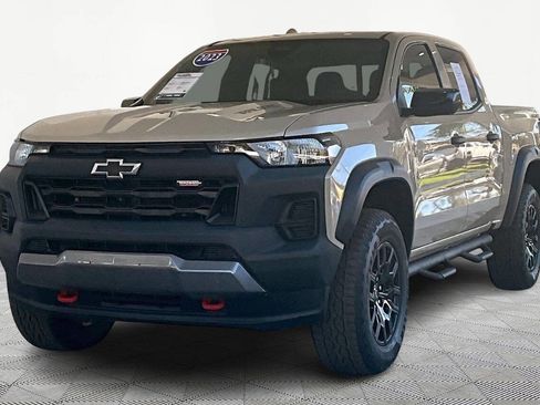 Used 2023 Chevrolet Colorado Trail Boss w/ Technology Package image 1