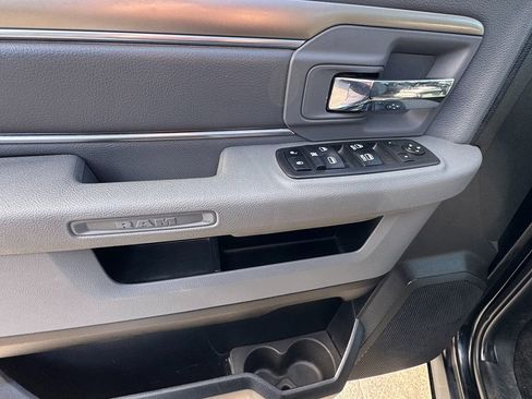 Used 2018 RAM 1500 Big Horn image 30