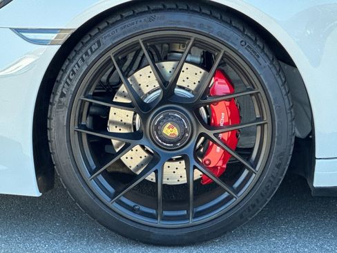 Used 2019 Porsche 911 Carrera GTS image 44