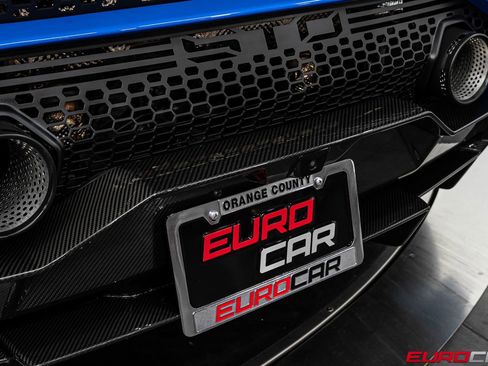 Used 2023 Lamborghini Huracan STO RWD image 25