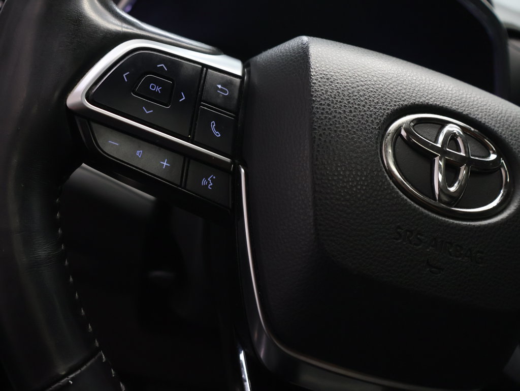 Used 2021 Toyota Highlander Platinum AWD/4WD image 20