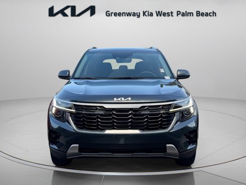 Certified 2024 Kia Seltos S AWD/4WD image 2