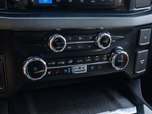 Certified 2024 Ford F350 Platinum AWD/4WD image 25