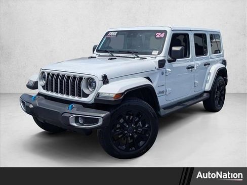 Used 2024 Jeep Wrangler Unlimited Sahara w/ Technology Group AWD/4WD image 1