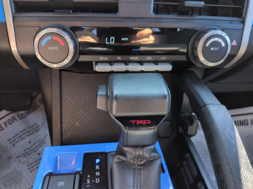Used 2024 Toyota Tacoma TRD Off-Road AWD/4WD image 18