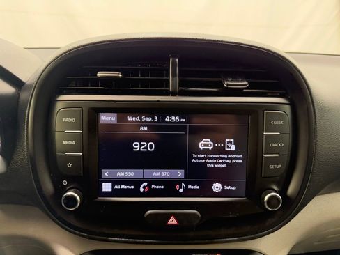 Used 2023 Kia Soul LX image 30