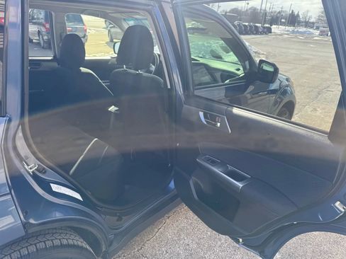 Used 2012 Subaru Forester 2.5X Premium w/ All-Weather Pkg image 16