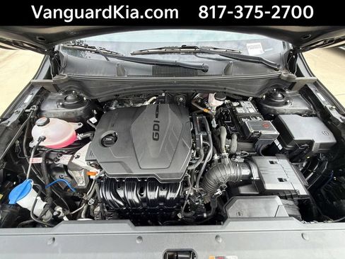 Certified 2025 Kia Sportage EX FWD image 20